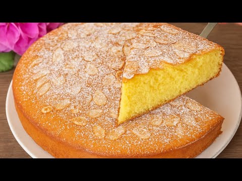 Видео: Пирог из 10 ложек всего за 7 минут! Мягкий йогуртовый торт! Просто и вкусно