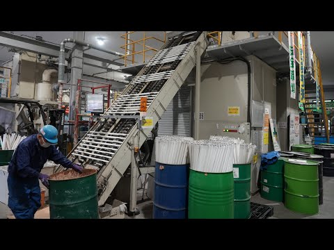 Видео: Как Перерабатывают Люминесцентные Лампы – Экологичный Процесс Изнутри!