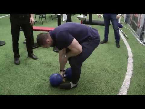 Видео: 78 кг с ручкой 62 мм сможет ли кто оторвать от земли?( МОЛОТ ТОРА).