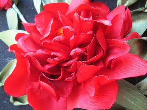 Видео: МК Пионы, вышивка лентами.