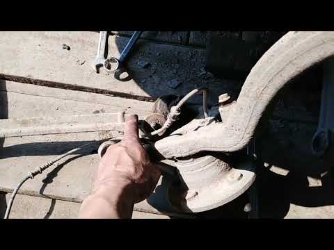 Видео: Chrysler 300C замена сайлентблоков передней подвески