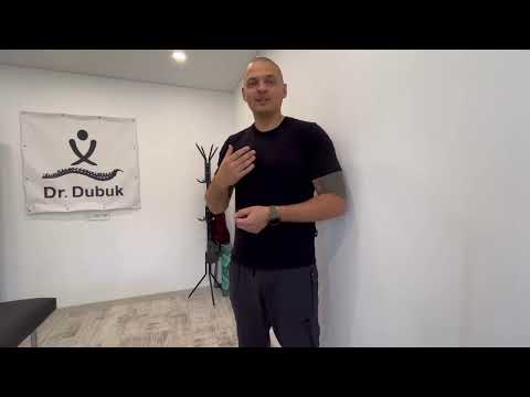 Видео: Простое упражнение для коррекции осанки. Убрать «холку».При болях в шее и шуме в ушах