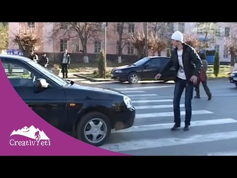 Видео: Карачаевск, приора, пешеход.mp4