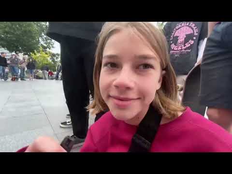 Видео: IRL СЕМИКС День скейтборда Девушка семикса