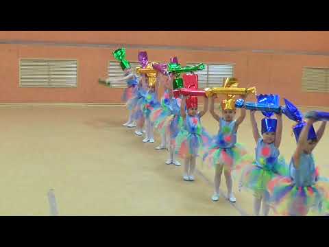 Видео: Танец "Конфетки"