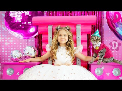 Видео: Диана и Рома празднуют День рождения / Сборник видео для детей