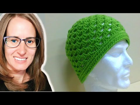Видео: ЛЕГКИЙ урок по вязанию крючком шапки "бабушкин квадрат" #grannysquarehat #easycrochethatwithclare