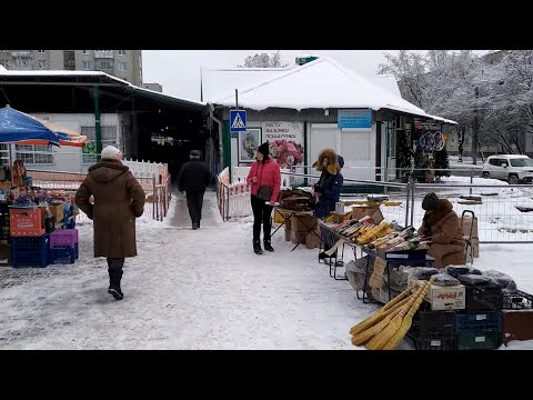 Видео: Львів 2021:  сніг, Балатон, ринок Тополя, Мазепи від від Спартака до Зайчика