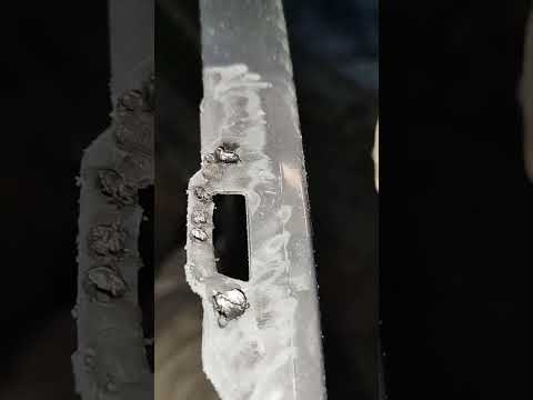 Видео: Ремонт креплений зад бампера 