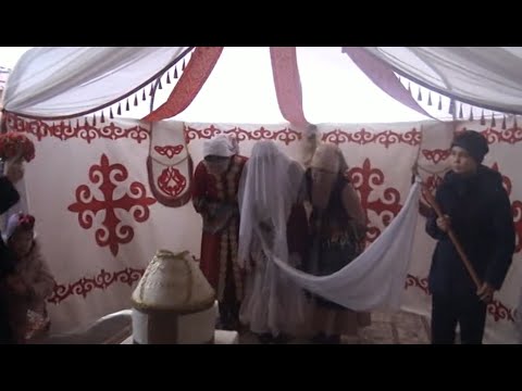 Видео: Бакытжан - Меруерт | Беташар
