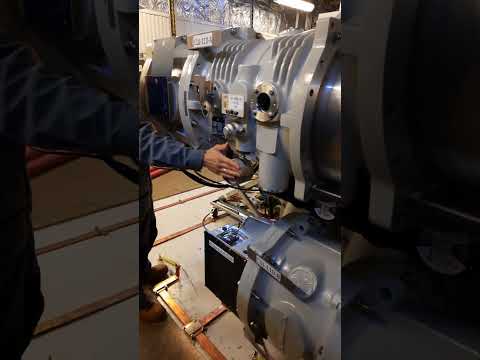 Видео: КРУЭ-110кВ границы отсеков, виды изоляторов.