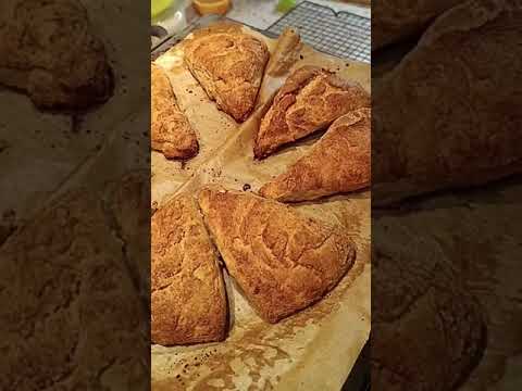 Видео: СКОНЫ НА ЗАКВАСКЕ | АРОМАТНАЯ ВЫПЕЧКА