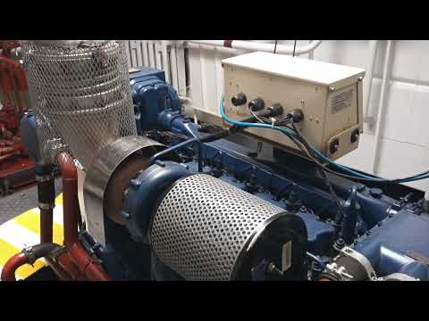 Видео: Машинное отделение теплоход БТМ-514