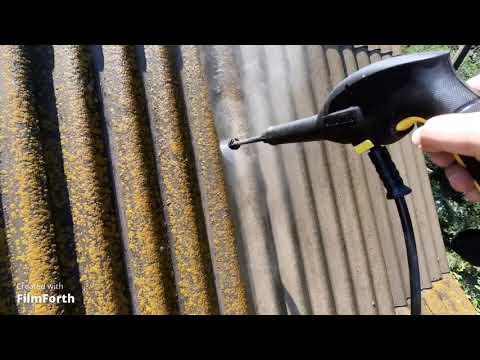 Видео: Керхер к3 компакт,  обзор минимойки  . Отмываю с его помощью шиферную крышу от грязи и лишайника.