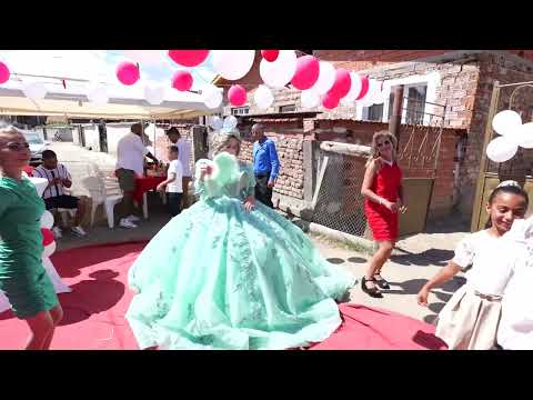 Видео: Годеж на Янко и Лили Ихтиман