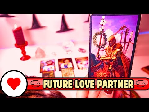 Видео: РАК ❤️Этот очень успешный человек наблюдает за вами и пытается вас понять!