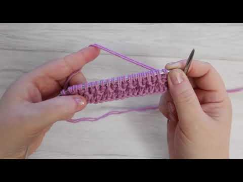 Видео: Замечательный плотный узор спицами для шапок и пальто.