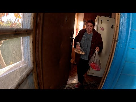 Видео: обменялись с ТЁЩЕЙ гостинцами пока ЭЛЕКТИРЧЕСКАЯ пауза в доме