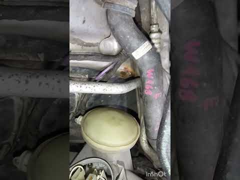 Видео: Замена фар Mercedes-Benz А-класса W168