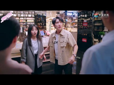 Видео: 💥 Папа пойман на тайном свидании — его подруга оказывается мамой Цицю! Мамa гордо признаётся! 🔥