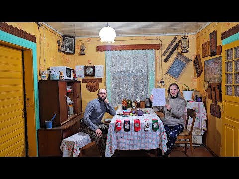 Видео: В ожидании весны в СТАРОМ ДЕРЕВЕНСКОМ ДОМЕ! Простая сельская жизнь возле леса!