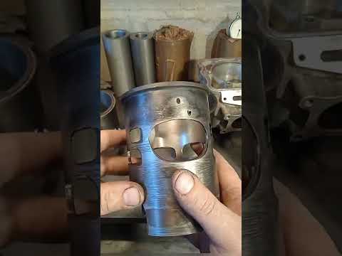 Видео: Гильзовка блока от снегохода Polaris 800