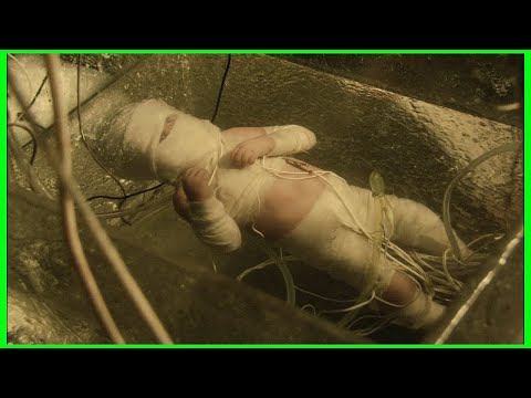 Видео: Из-за сделки с дьяволом родился сын, органы которого забрали демоны