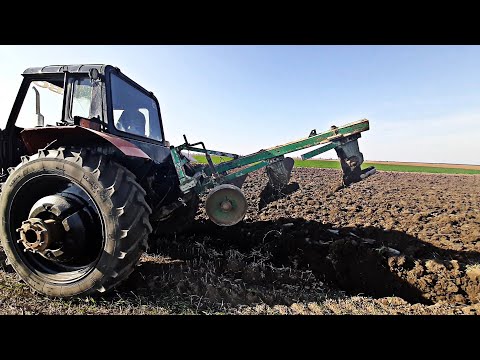 Видео: Пахота МТЗ-80 как лучше с догрузкой или без!!!!!