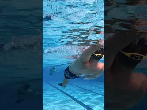 Видео: Плуване на гръб / Swimming backstroke. #swimming #underwater #swimmingclubinvictus