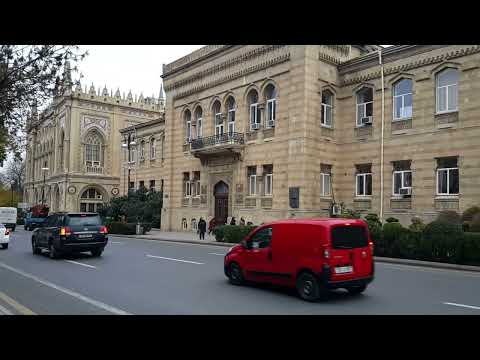 Видео: Баку  Площадь Молодёжи  Улица Истиглалият  100 лет Азербайджанскому Парламенту