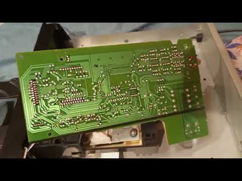 Видео: Sony CDP-M205 Compact Disc Player (1997). KSS-213B. Профилактика и обзор.