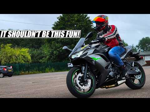 Видео: Kawasaki Ninja 650 | У него нет права!