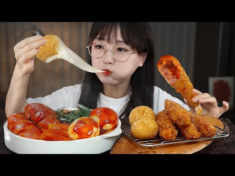 Видео: АСМР ЕДА острые токбокки, жареные креветки, сырные шарики | MUKBANG