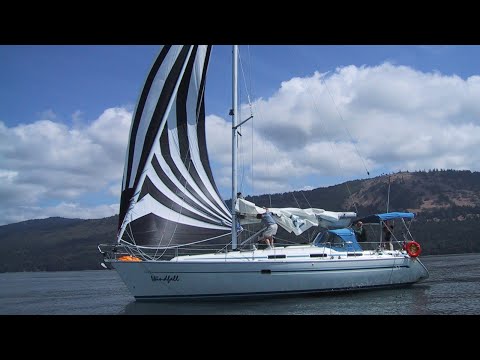 Видео: Легендарная лодка Bavaria 41.Отличная лодка для жизни! Обзор осмотр лодки. Продается