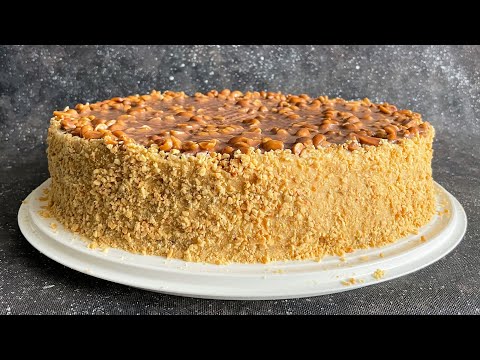 Видео: Вафельный торт/Без Выпечки/С Варёной Сгущенкой,Шоколадом и Арахисом.