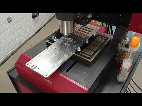 Видео: Мини ЧПУ по металлу SuDa SD3025v - Mini CNC for metall