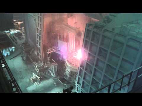 Видео: Плавка металла электрическим способом.