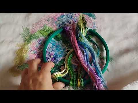 Видео: Вышивка, цветы  31 октября 2025 г.