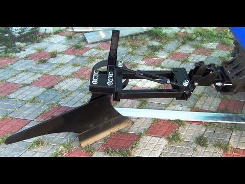 Видео: Конский плуг к мототрактору минитрактору