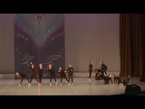 Видео: ХОРЕОГРАФИЧЕСКИЙ АНСАМБЛЬ «ЮГОРИЯ» ЛЕСНАЯ КОМАНДА»