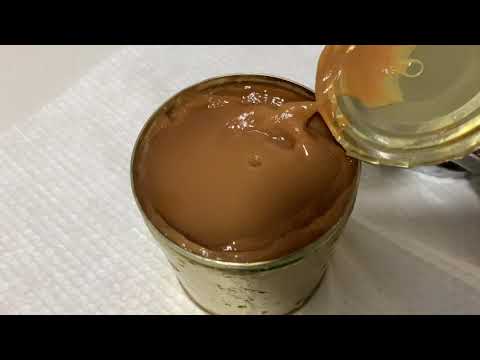 Видео: Как Варить Сгущёнку В Банке . Соблюдать технику безопасности .