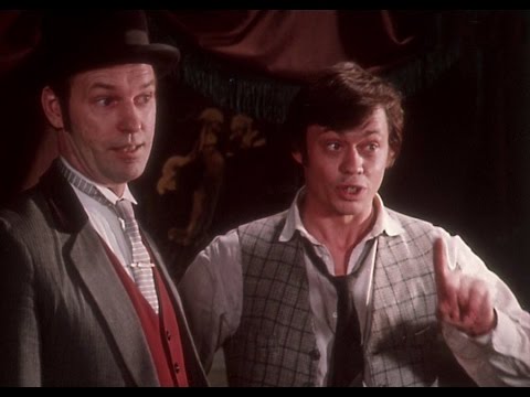 Видео: Трест, который лопнул 2 серия (1982)