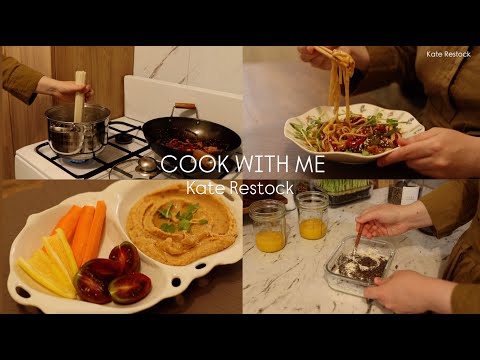 Видео: Побут в радість: приготування страв, прання, прибирання | ASMR Cooking