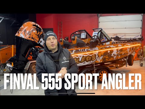 Видео: Космический заряд Финвал 555 Спорт Энглер + мотор Yamaha F200 + 4 эхолота. Panoptix и Mega 360.