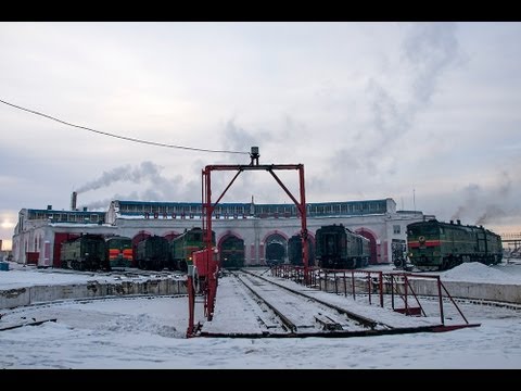 Видео: 2ТЭ10М-0623 (Бугульма) / 2TE10M-0623 (RZD, Bugul'ma)