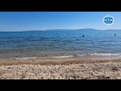 Видео: Красиви плажове, спокойствие, чист въздух привличат българите в гръцкия курорт Паралия Офринио