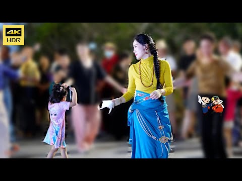 Видео: Тибетская красавица уум была тронута в мгновение ока, когда танцевала в жаркую ночь