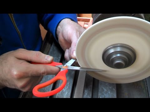 Видео: Как заточить ножницы