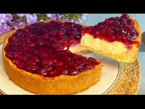 Видео: Вкуснее Торта!Кремовый Вишневый Пирог к чаю или кофе,Который Тает во рту!Пирог с творогом и Вишней!