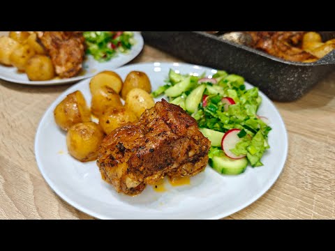 Видео: Печено агнешко с пресни картофки! Как да овкусим и изпечем правилно сочно и вкусно месо!